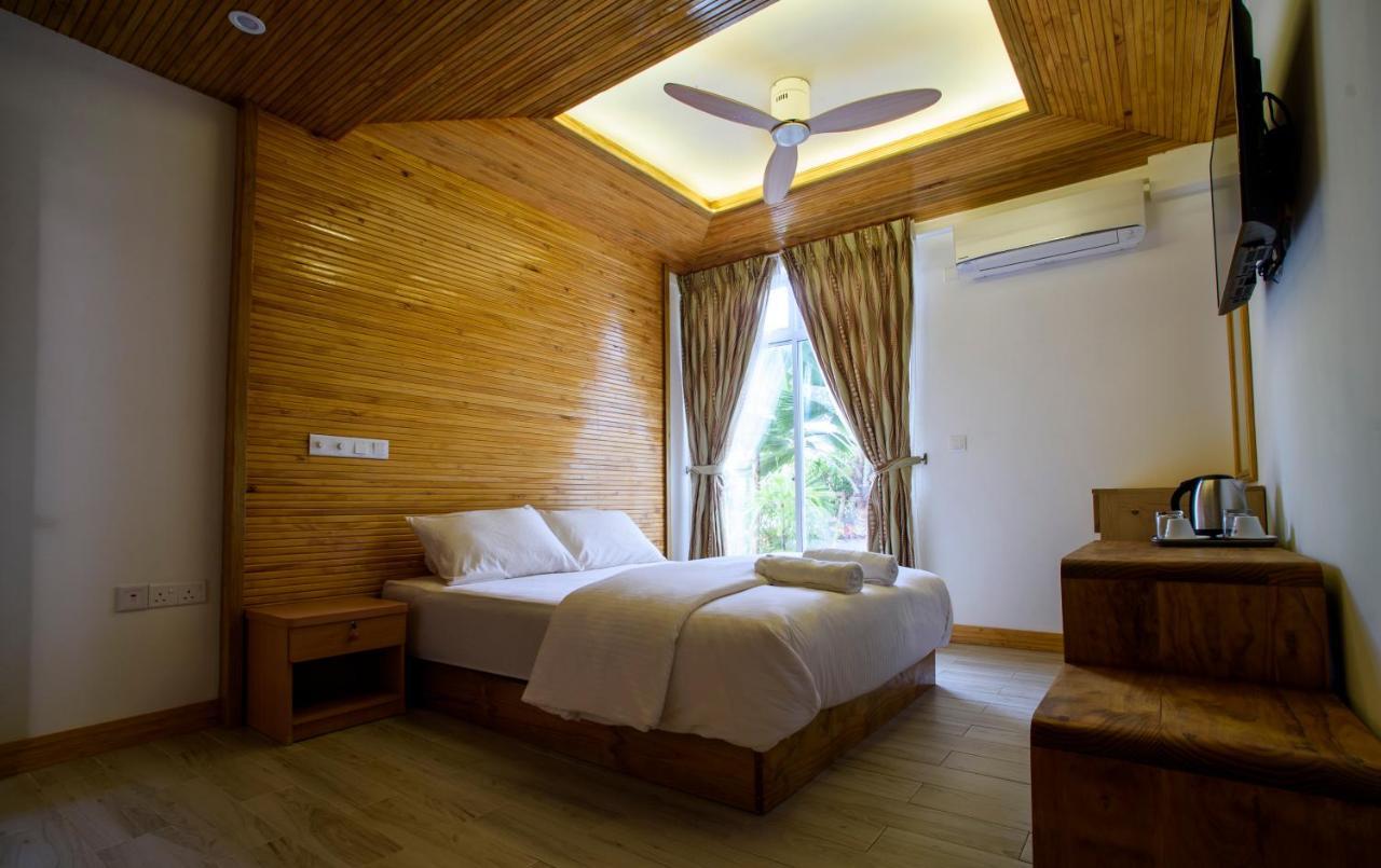 Perla Dhangethi Esterno foto